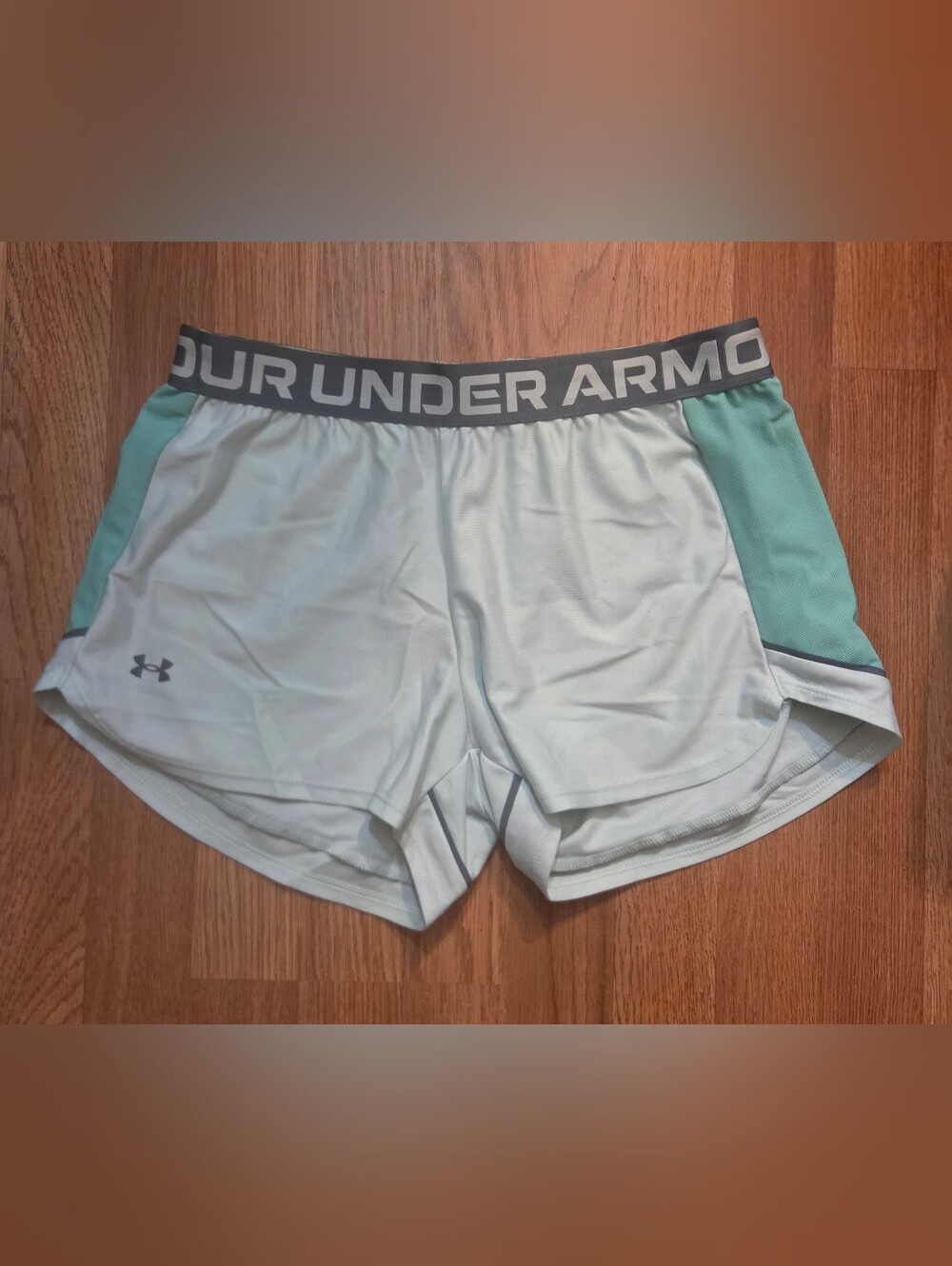 Under Armour Play Up Mesh Gym Shorts (M)